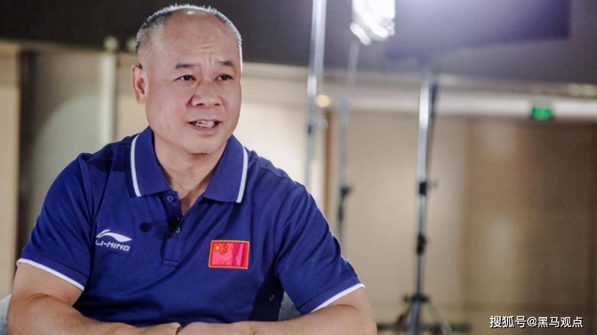 李宁现在是香港私募基金莱恩资本的董事长,也是国内运动品牌李宁的