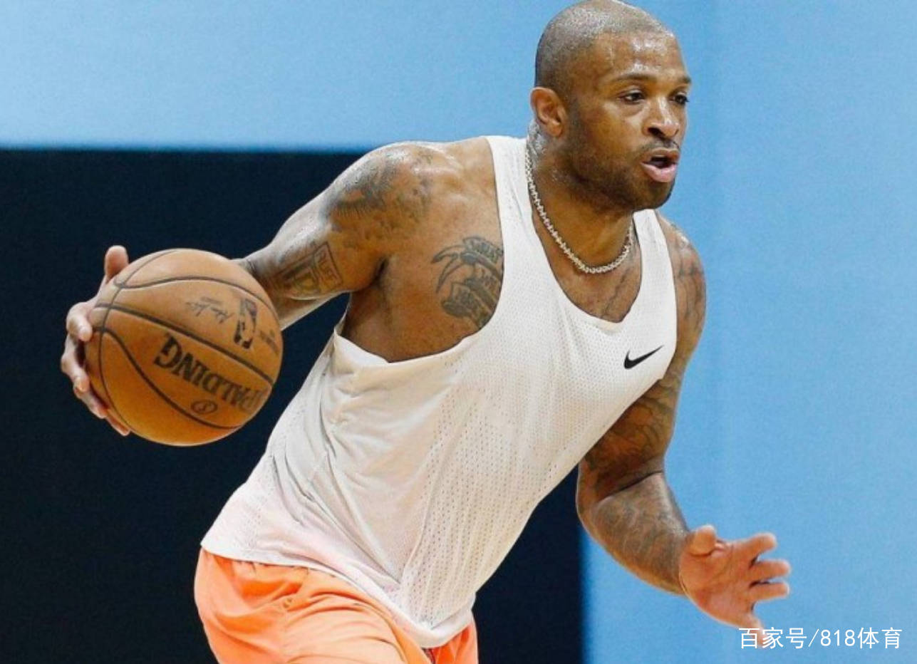 烧钱的爱好!pj-塔克晒新改装雪佛兰肌肉车:她终于好了