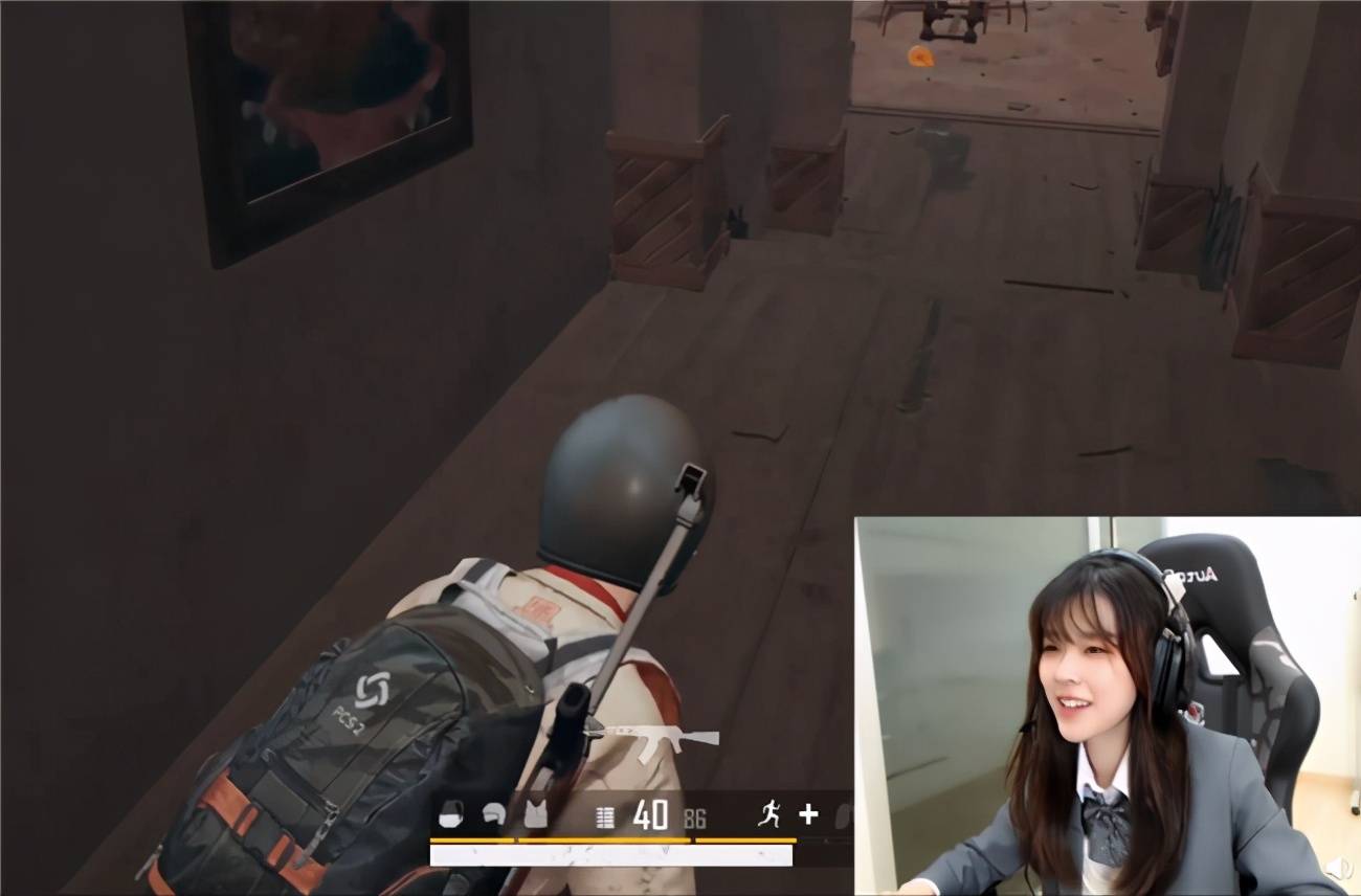 原创女神形象被毁吃鸡一姐上街买烟被粉丝撞见沫子直播尴尬回应