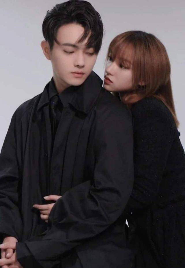 原创你微笑时很美吻戏花絮曝光程潇频频笑场许凯想咬人两人互动超甜