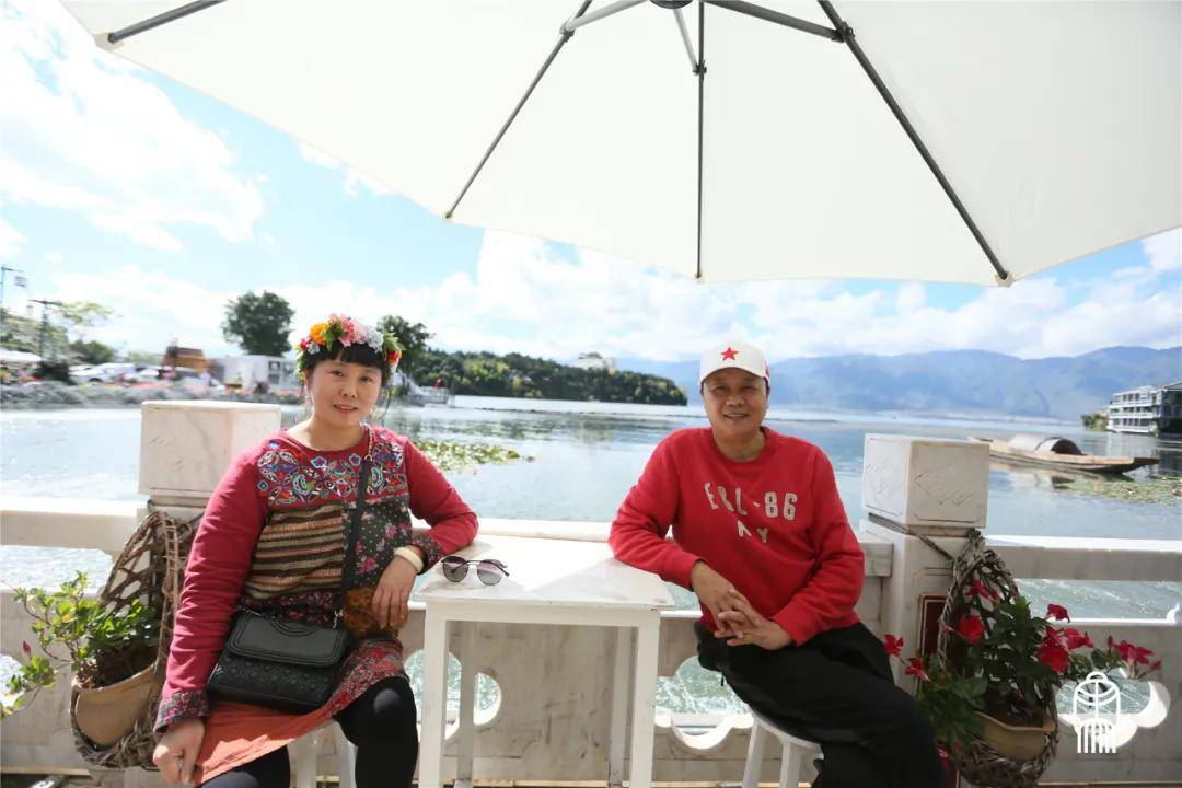 戏游世界后会有期和曲剧名家海波唱游丽江的旅行游记