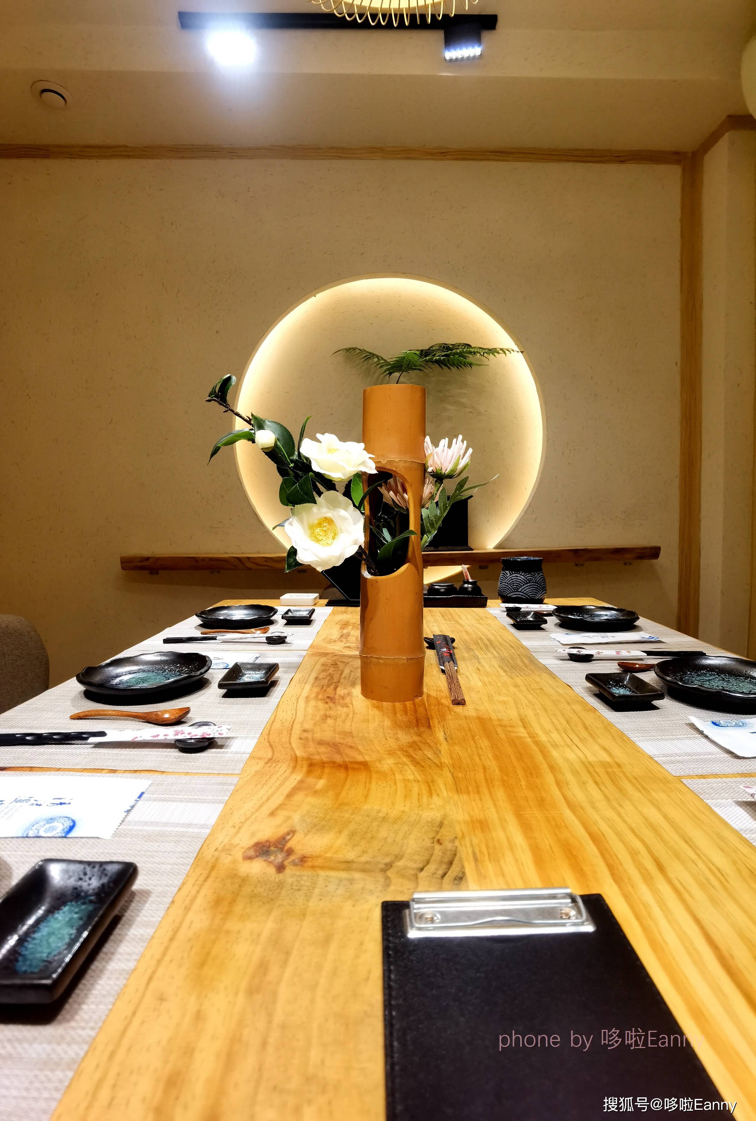 这家店老板有着20多年的日料经验,让你体验纯粹的日本料理与服务