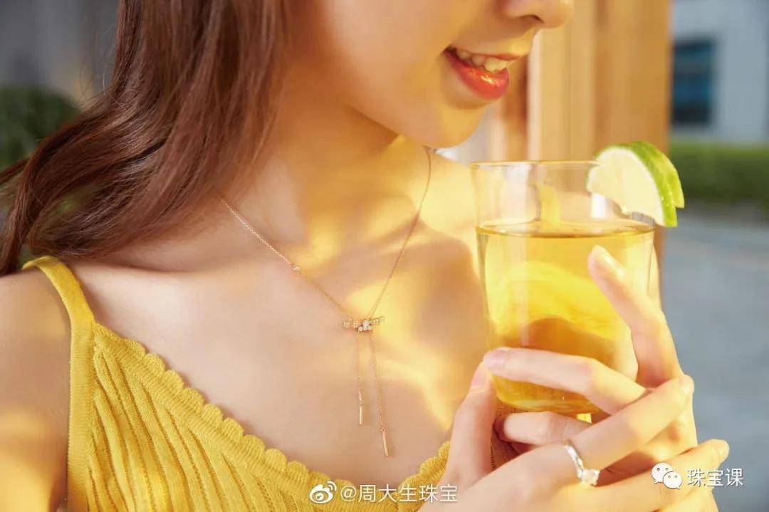 國內珠寶品牌為什么都姓周？