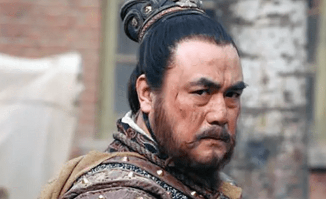 刘黑闼出身贫寒,无权无势,甚至是个街头的三无人员,但在他年轻的时候