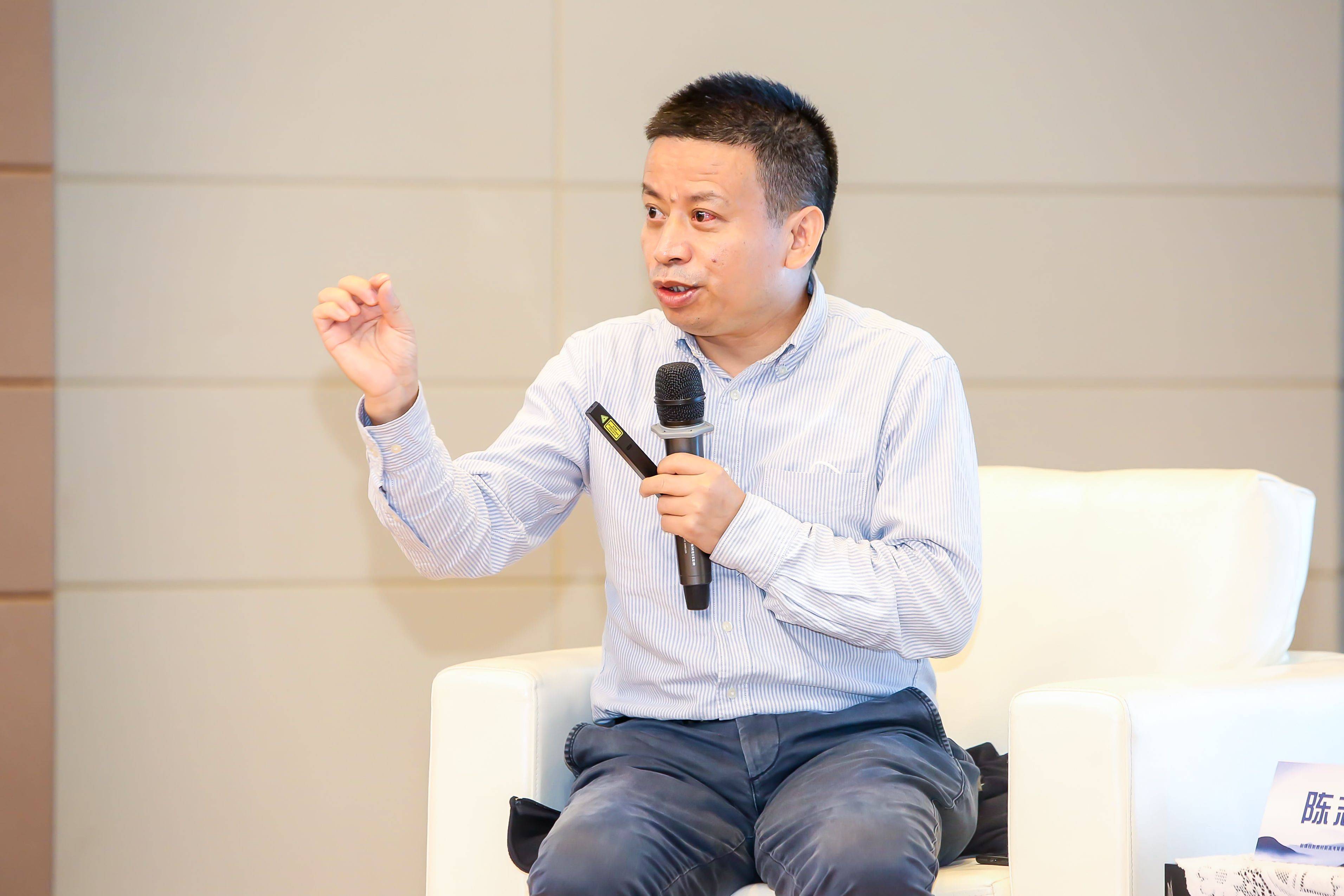 陈志文总编辑主持沙龙