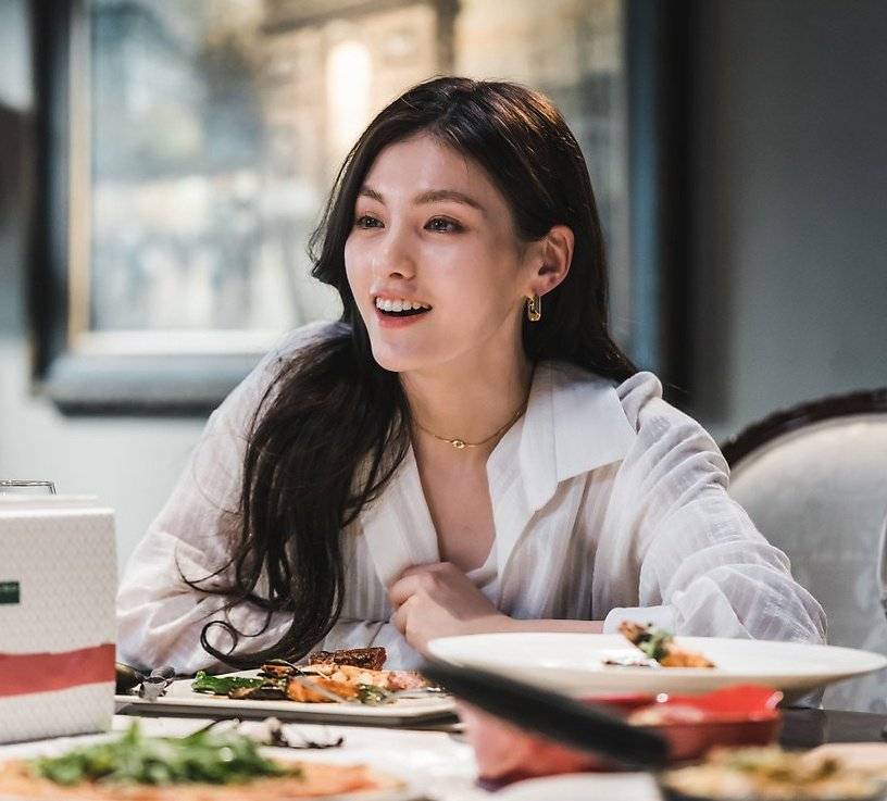 九尾狐传金容智10组绝美造型公主编发高调配色抢眼饰品性感可爱狐狸