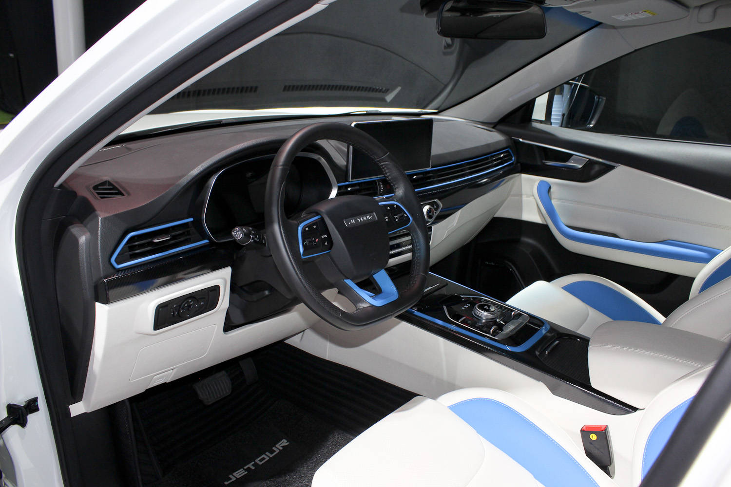 2020广州车展:新款捷途x70s ev亮相