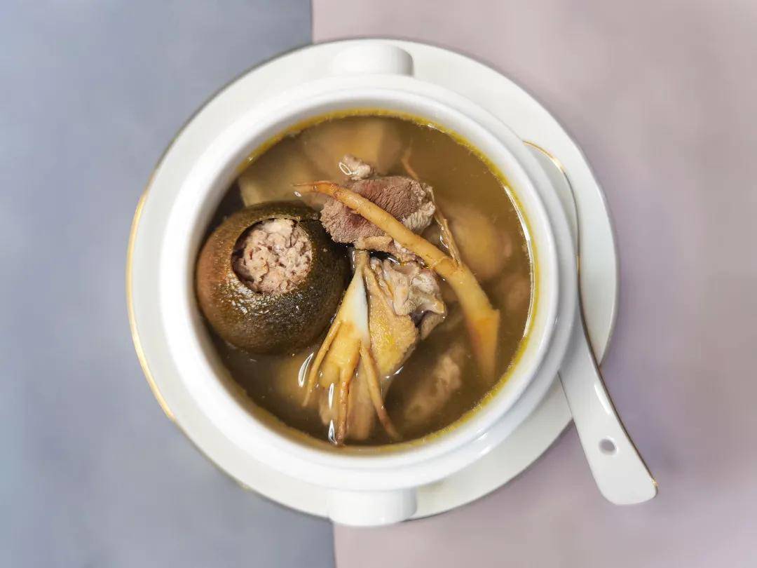 冬天不吃肉也要喝汤,3道极致汤品给家人,降温干燥不用怕