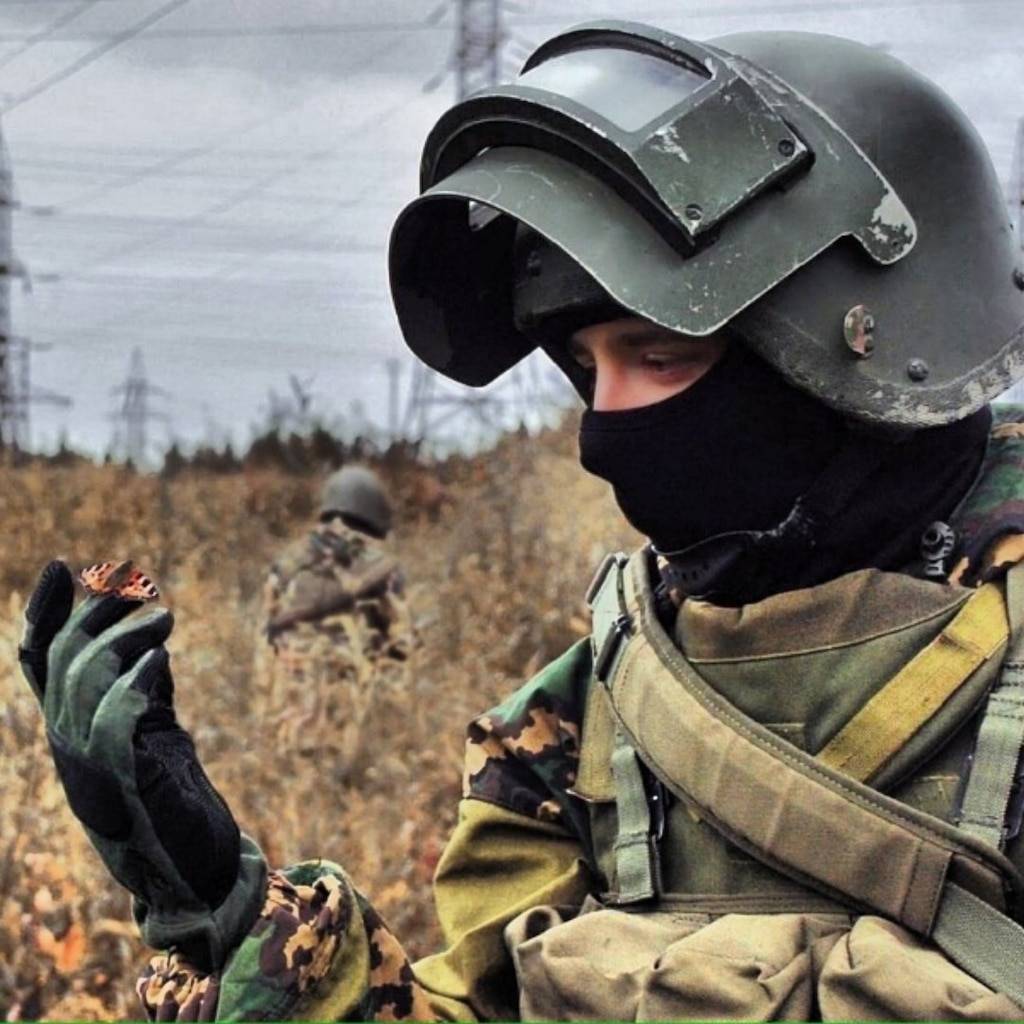 俄罗斯防弹头盔军用图片