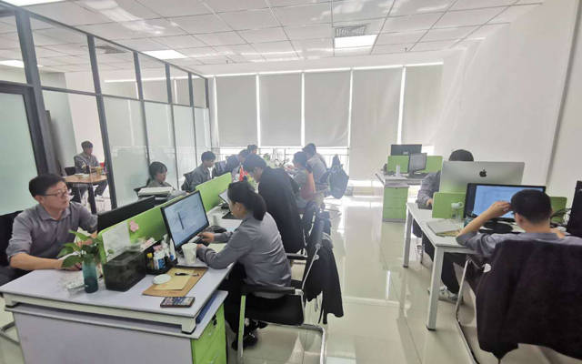 骊光网络科技办公场景