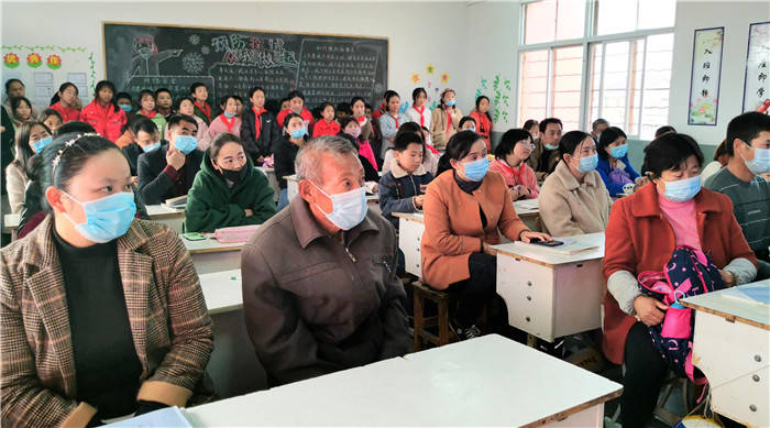 盱眙維橋中心小學召開學生家長會