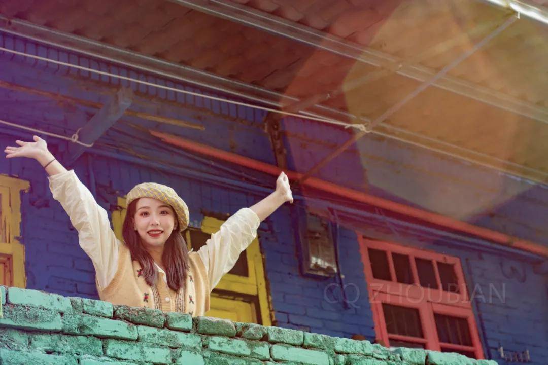 重庆新晋爆火童话小巷!轻轨直达0元耍,99%的人不知道!