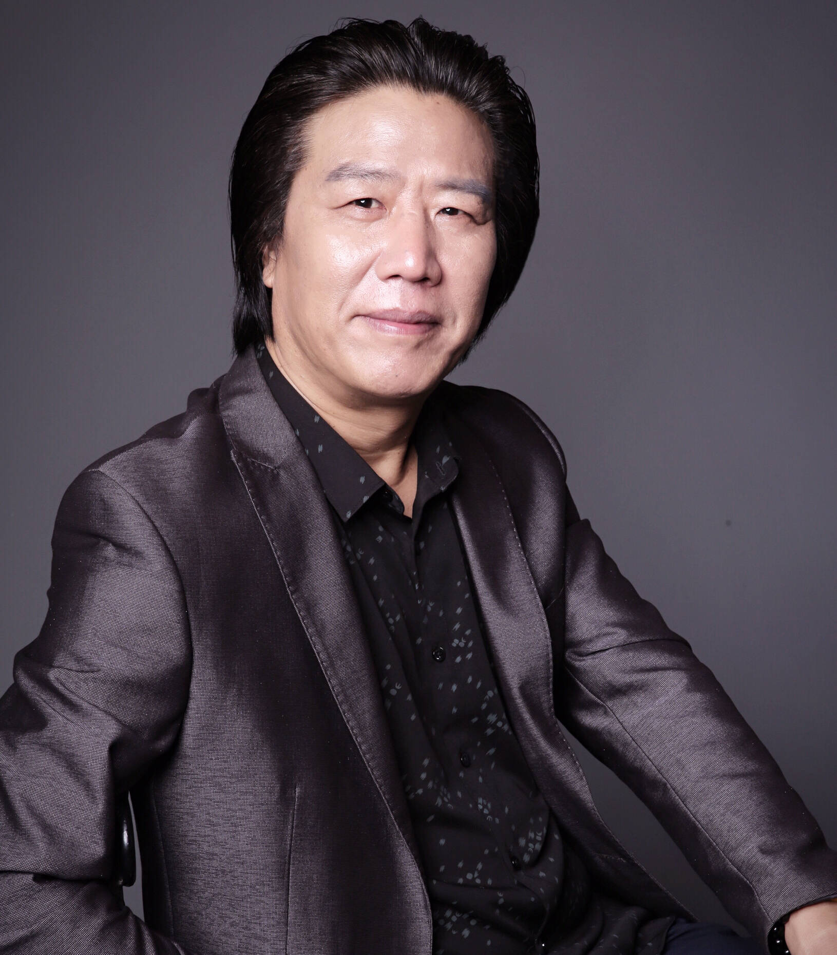 【画家润格】2020年袁峰作品拍卖与画廊价格