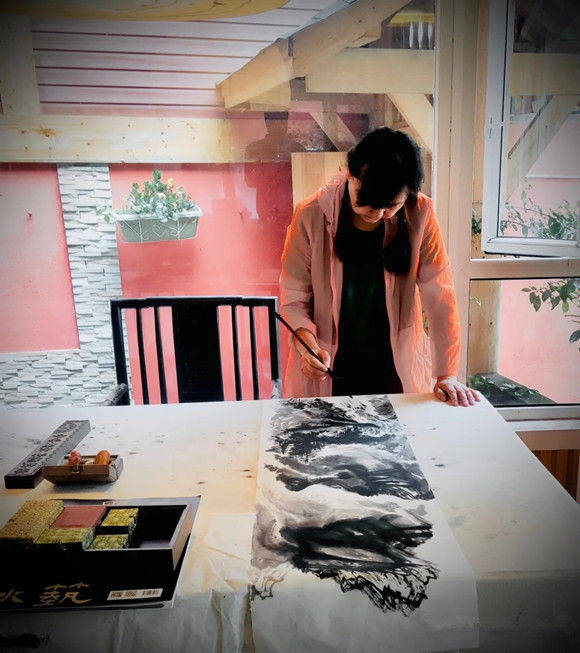 参展画家刘葵展标题字:杨力舟学术顾问:赵成民学术主持:王镛主办单位