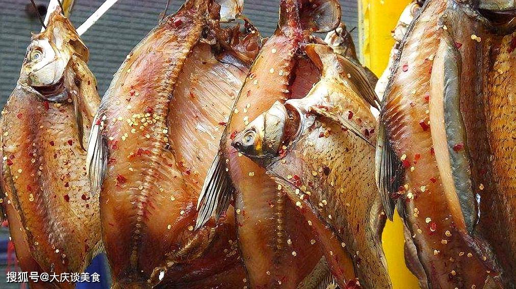 腌腊鱼别直接抹盐再加这一样鱼肉腊味十足好吃不变质