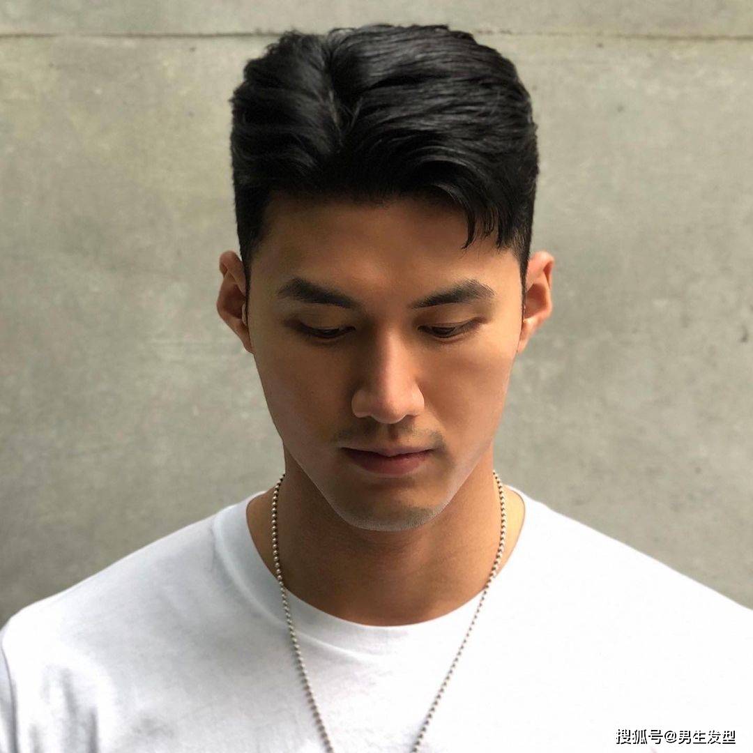 原创男生丢掉锅盖头发型吧今年秋冬就剪这4款短发潮流又帅气