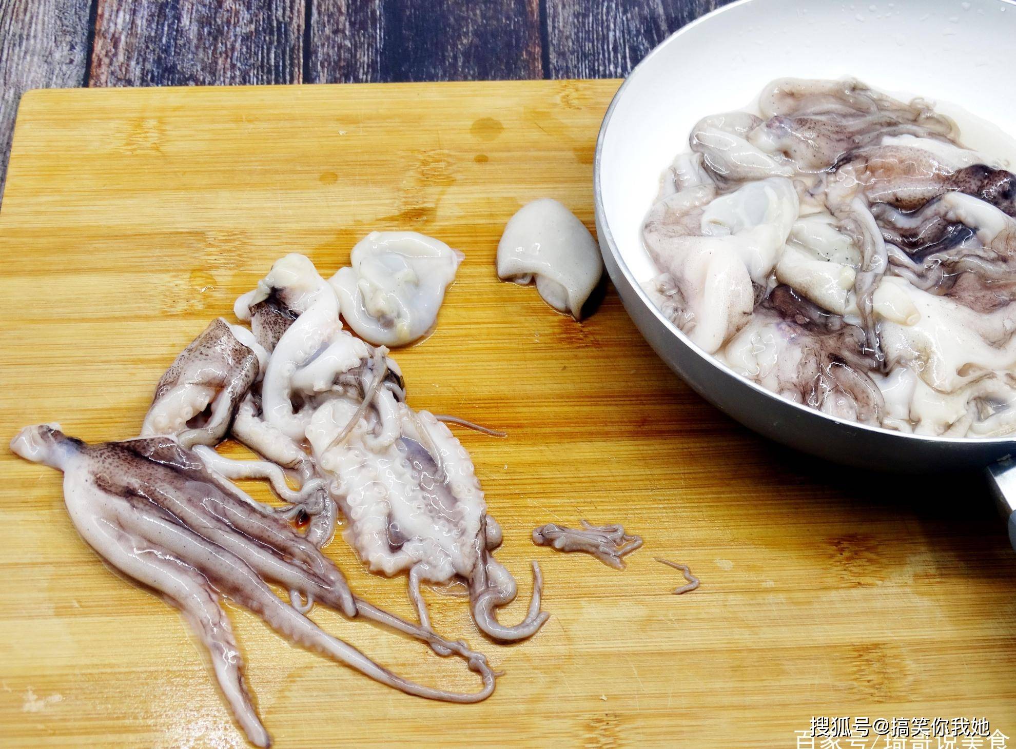 八爪鱼怎么炒才鲜嫩,不像皮筋?教你一招,脆嫩鲜香到流口水