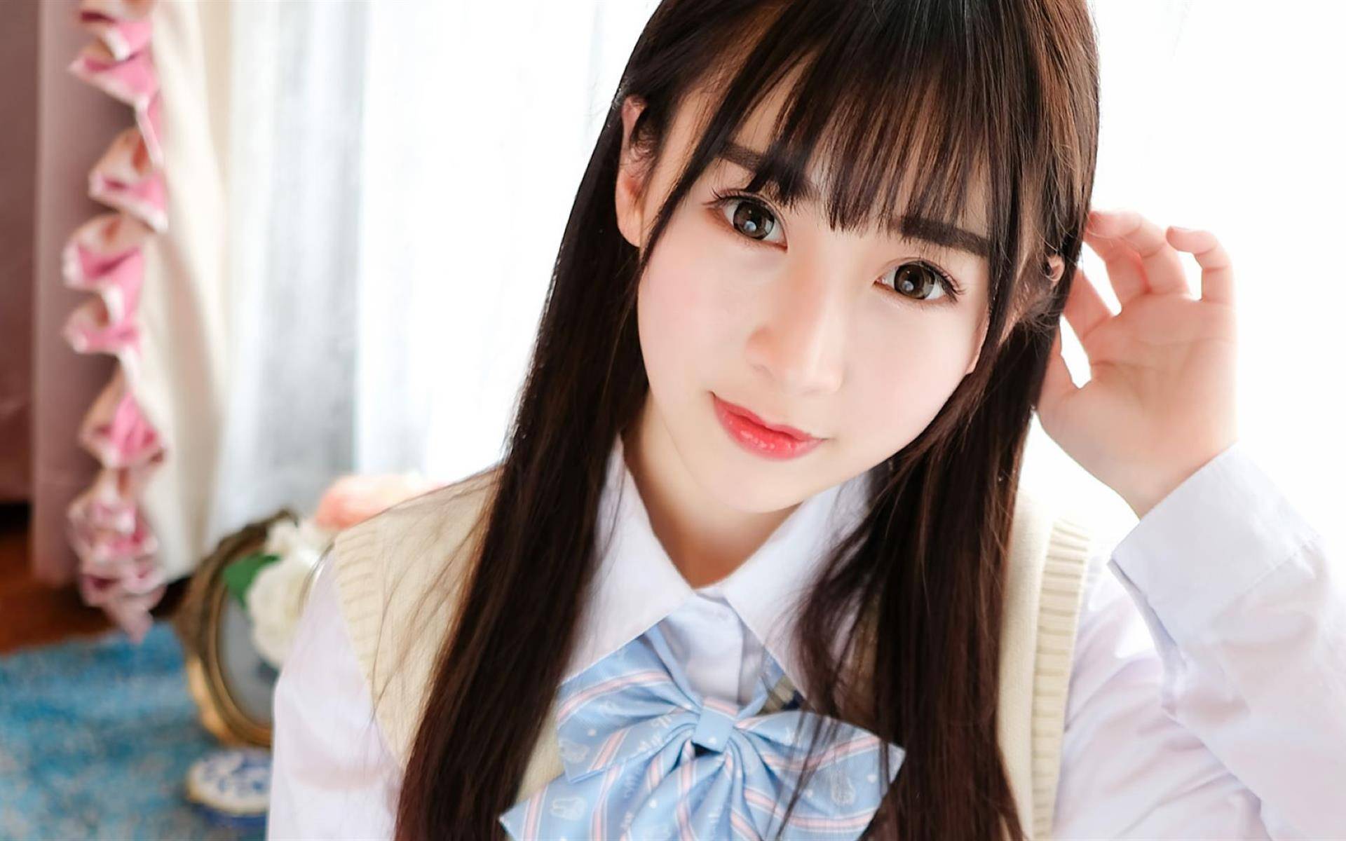 爱自拍的俊俏美女:青春的气息填充整个屏幕-搜狐大视野-搜狐新闻
