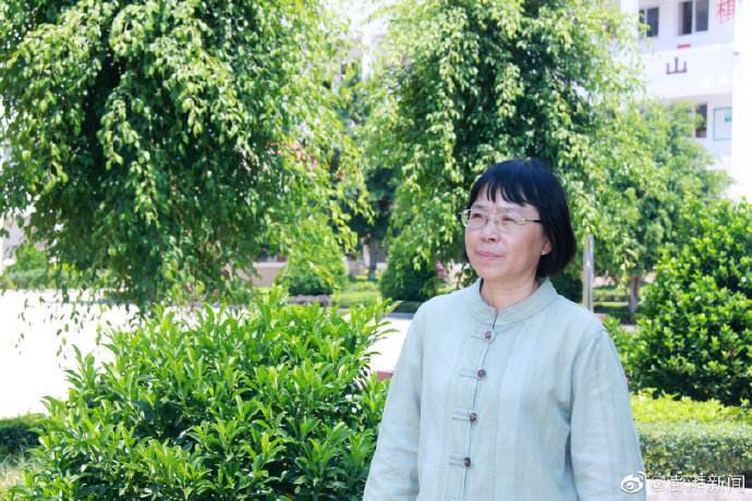 张桂梅的暴躁和尖锐,为这些女孩子刺出了一片天