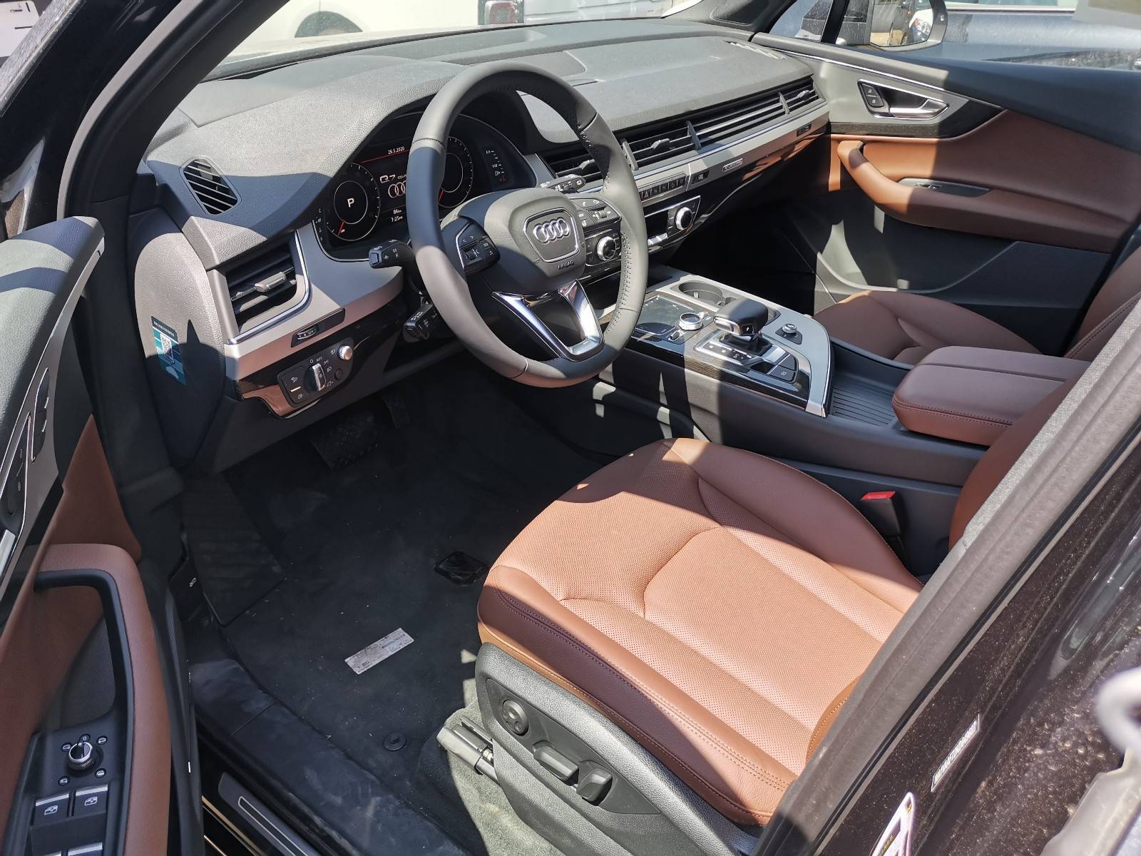 2020款奥迪q7高品质现车 裸利低价空间充裕