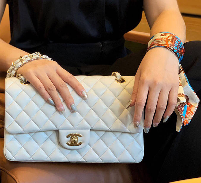 香奈儿chanelclassicflapchanelcf女人们有着无法抗拒的吸引力