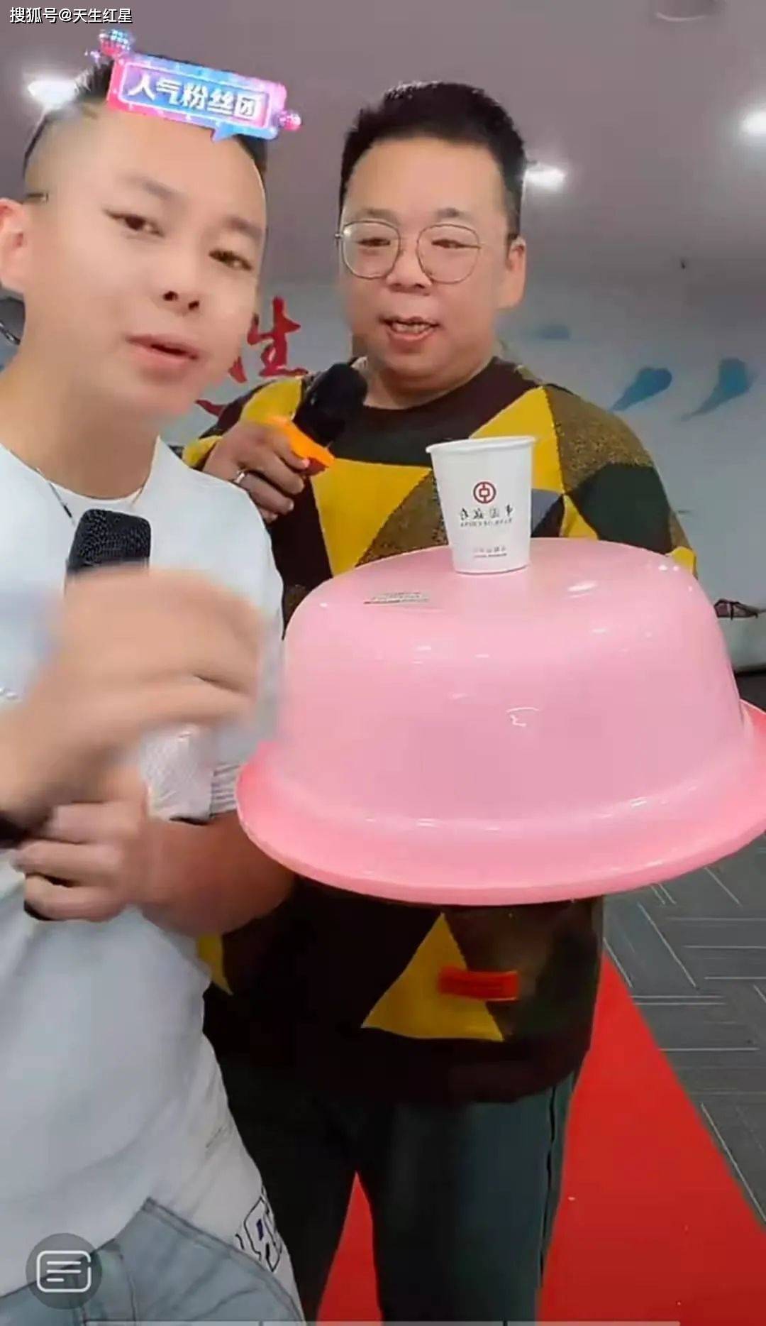 网络大咖胜仔直播间的不速之客,助力胜仔喜提人气