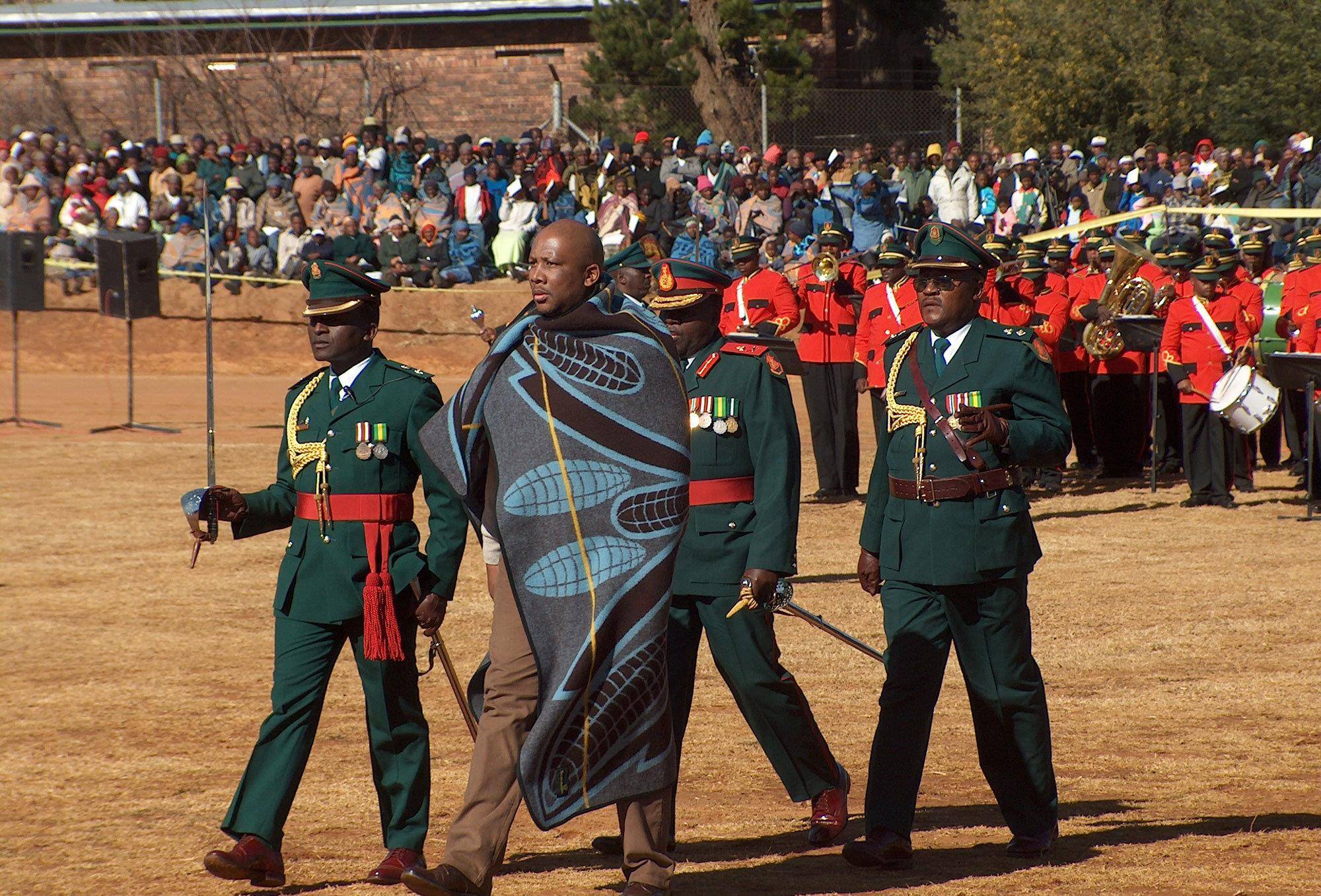 原有的列强殖民体系土崩瓦解,世界各地殖民地独立运动此起彼伏,非洲