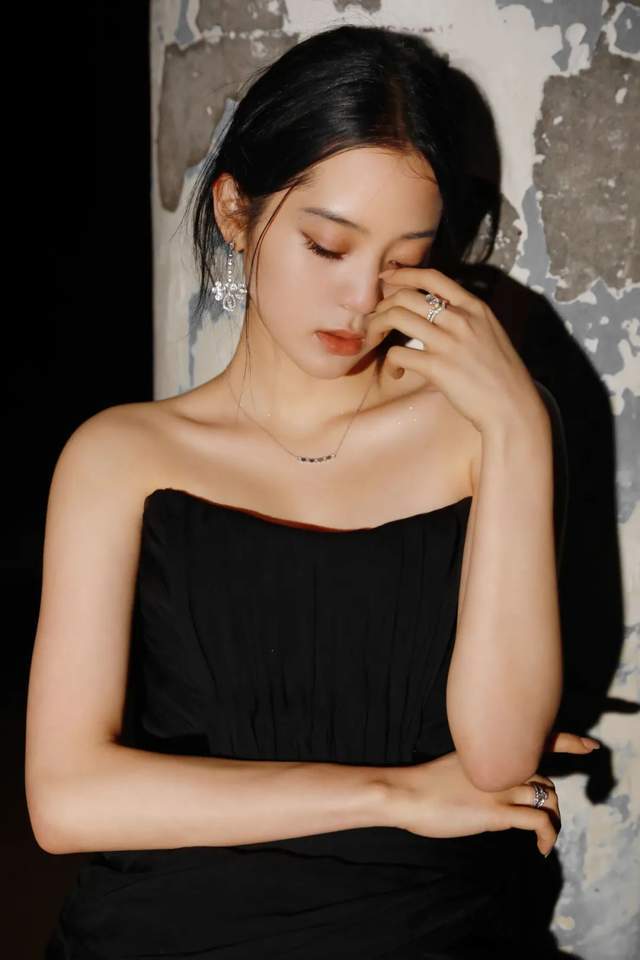 刘亦菲和欧阳娜娜这个笑容由我来守护吧