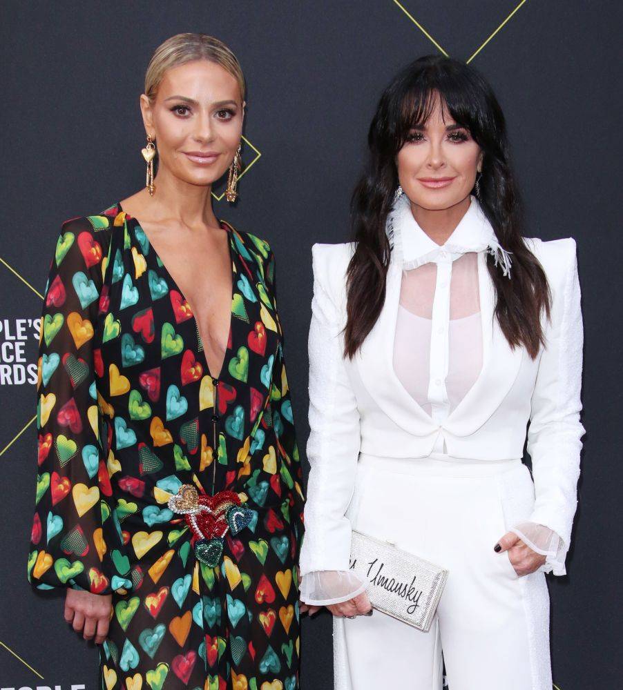 《贝弗利山庄的主妇》中一半的新冠肺炎测试呈阳性:报告_凯西·希尔顿