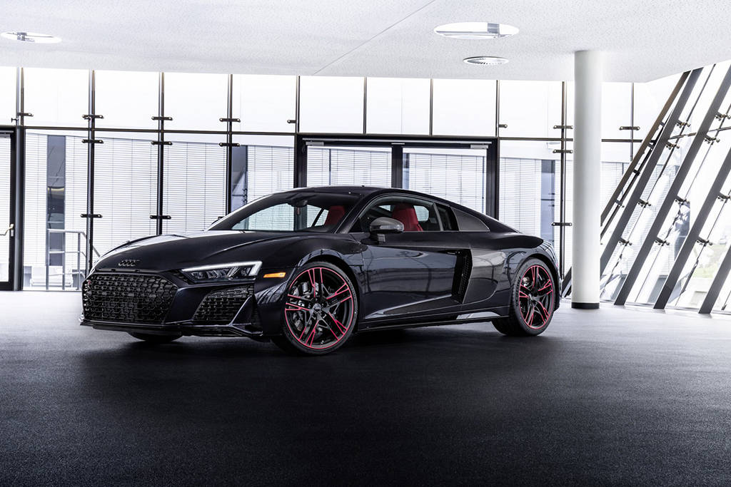 奥迪r8全新限定版车型官图黑武士上身示范