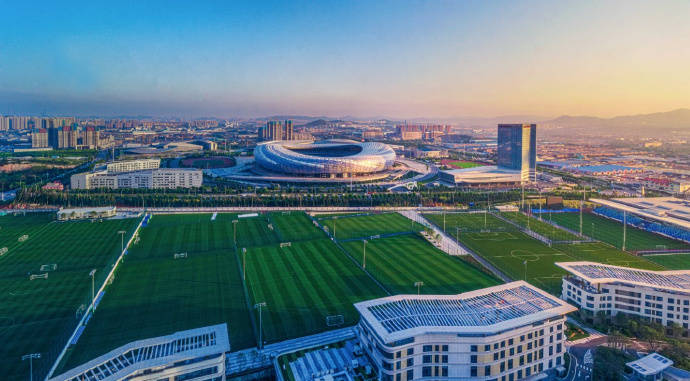 别羡慕巴萨和皇马球迷,说说当年看大连万达 现在看中超的大连球区房