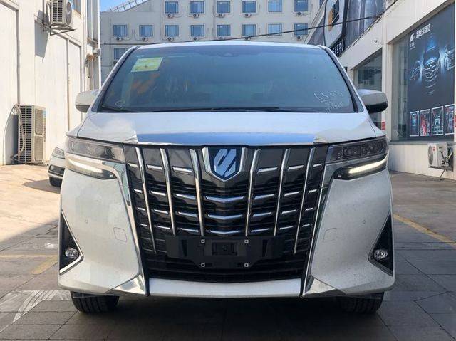 20款丰田埃尔法最新价格实惠促销超级奢华