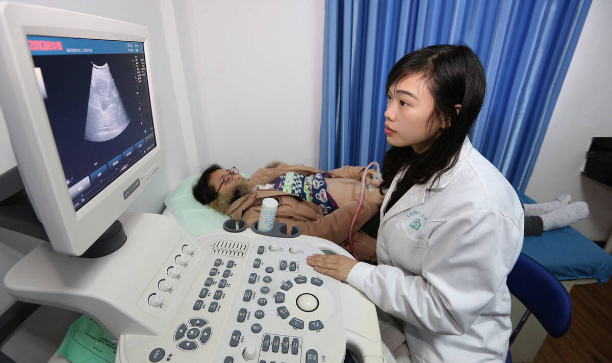 做彩超时发现孩子在笑,宝妈告诉医生很神奇,医生:建议拿掉