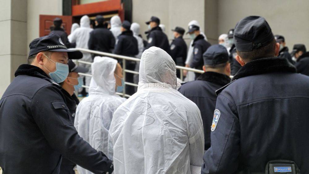 刘强等24人涉黑案审宣判 最高获刑20年_手机搜狐网