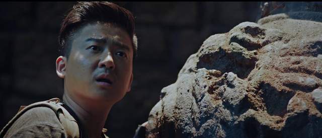 在侯明昊主演的《怒海潜沙&秦岭神树》中,就有关于秦岭神树很多的细节