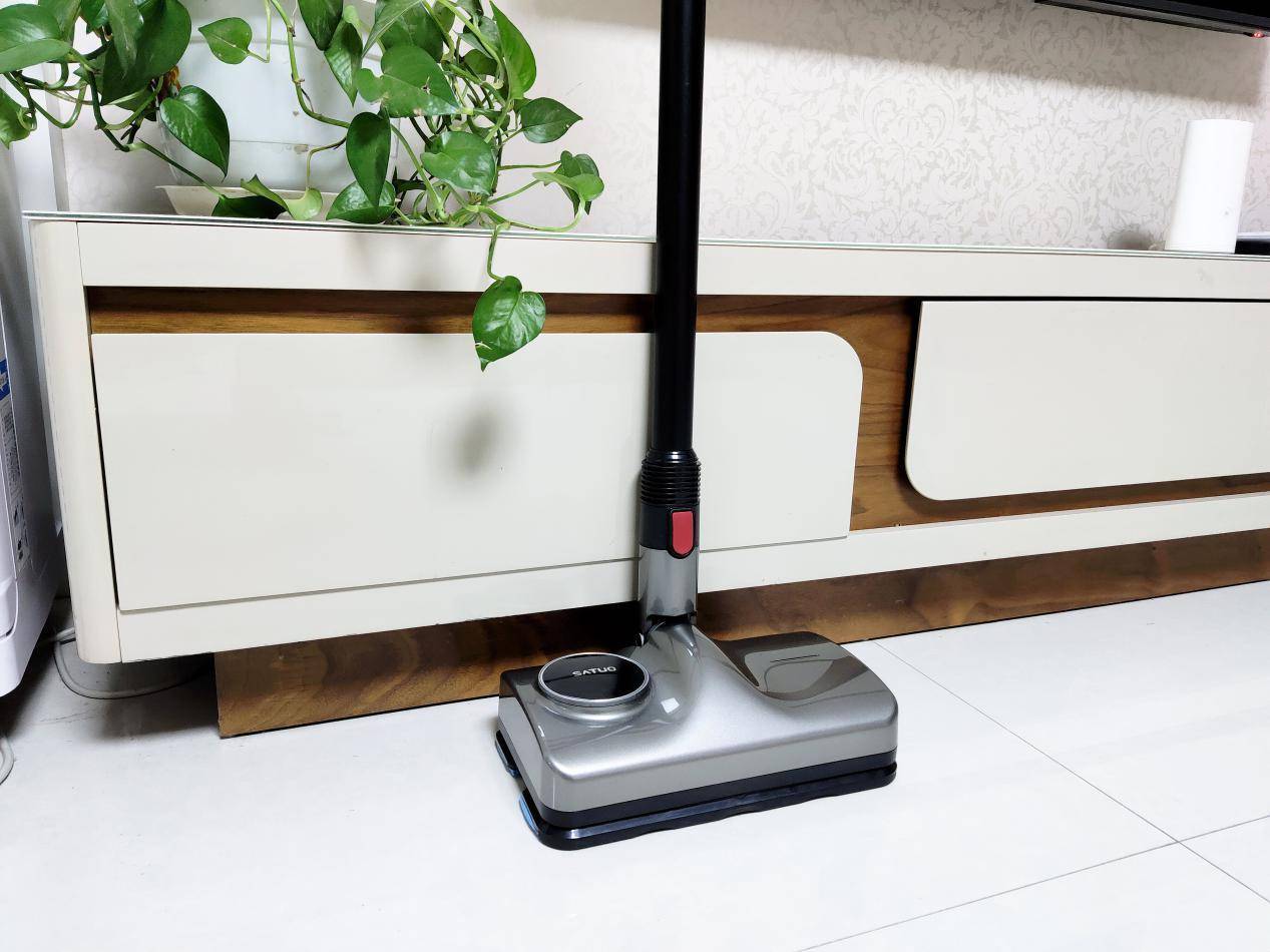 澎湃大吸力,真正做到吸拖一体的家用神器:洒拖f6吸拖一体机_灰尘