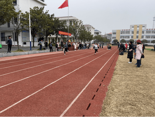 飞扬青春,逐梦扬威—安乡县黄山岗中学2020年下学期冬季田径运动会