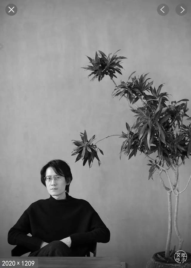 侯炜国用作品本身去探讨数字时代的灵光