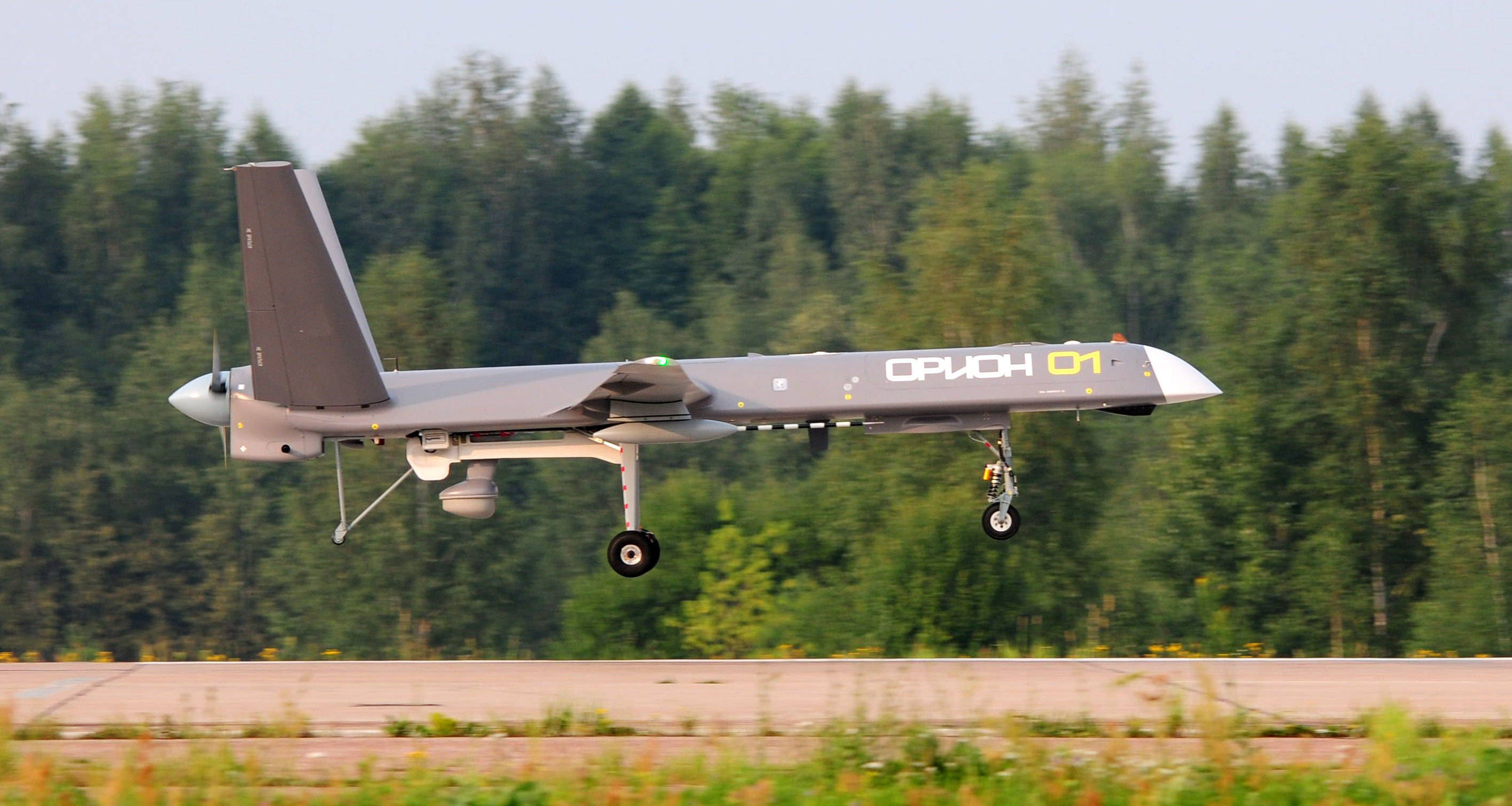 猎户座无人机终于登场,让俄摆脱军事技术薄弱一环,具备察打一体!