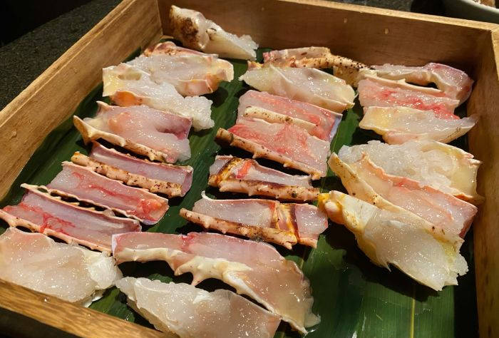 网友初次约会吃火锅,结账时却"傻眼"了,网民:都是贵菜,难怪账单5位数