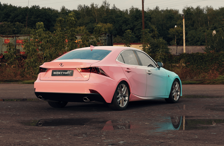 雷克萨斯is200t加上蓝变粉的车身彩绘变得甜美了 还是媳妇送的