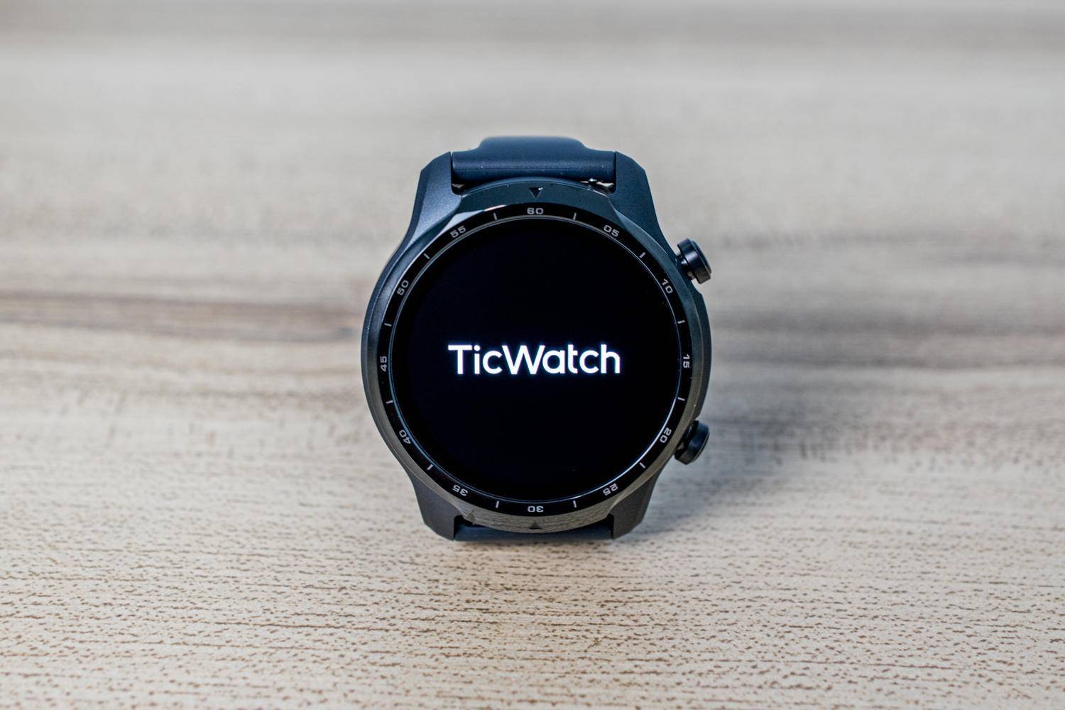 心率血氧,独立通话:ticwatch pro3 智能手表4g版_手机搜狐网