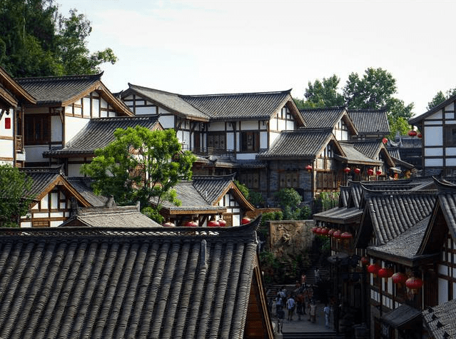 剑门关古镇被授予首批"四川文创集市"