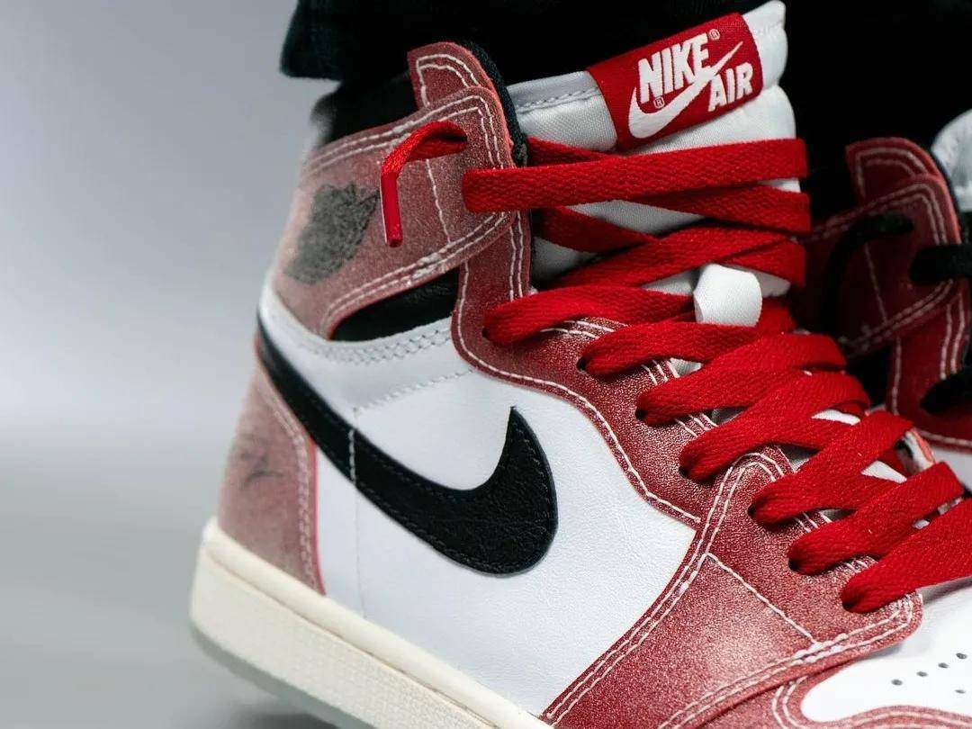 超限量 "芝加哥" aj1 上脚效果曝光!嘴角流下不争气的泪水.