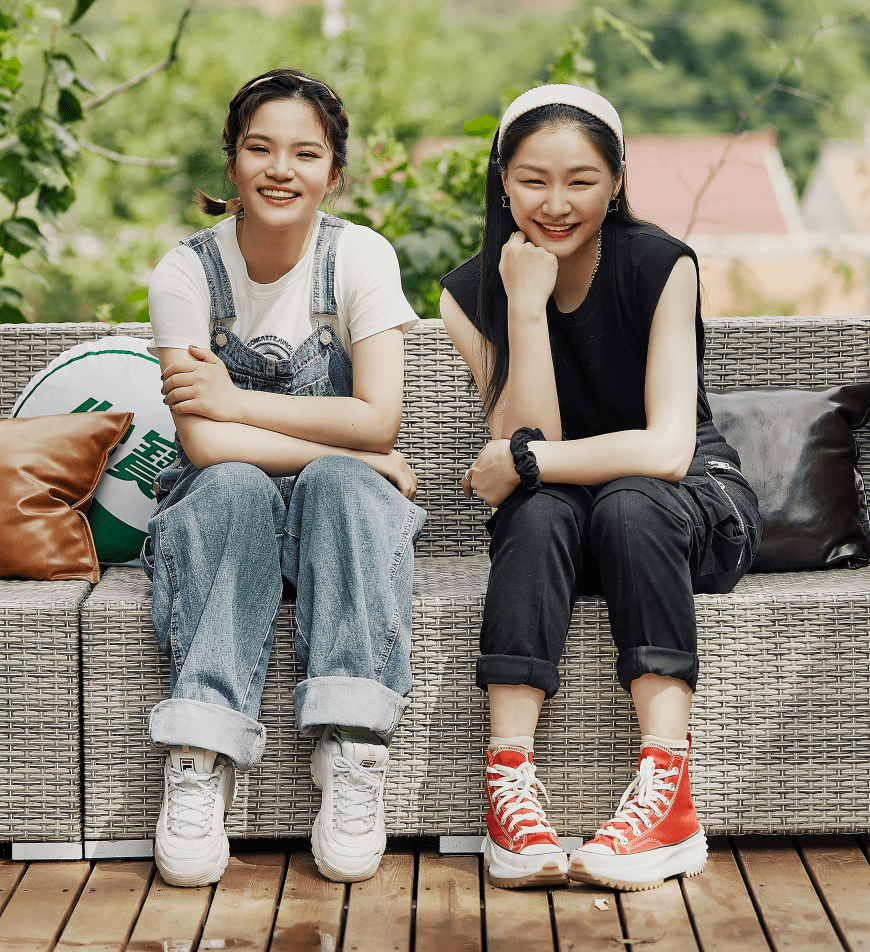 金靖上春晚爆红后,没忘记被换掉的搭档刘胜瑛,可事业对比太扎心_手机