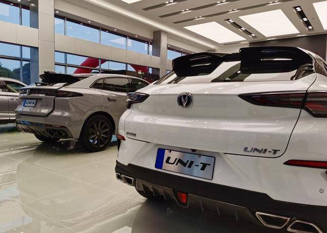 长安uni-t和uni-k要怎么选?对比一下,心中自有结果!