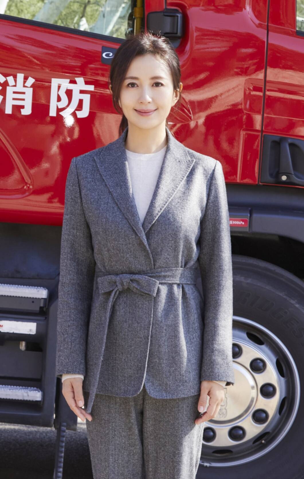 在当时的活动现场,杨童舒表示:"十分荣幸受聘担任北京市门头沟区消防