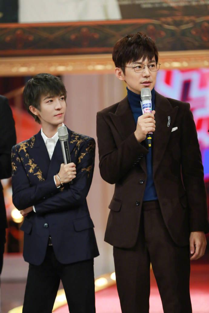 阴阳师剧组上快乐大本营郭敬明邓伦回应恶评体现高情商