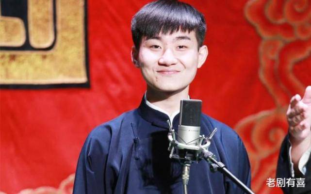 原创德云社云鹤九霄插班生云字科插班生身份显赫鹤字科带艺投师