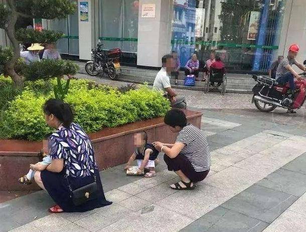 3岁娃自理能力好上学后却天天尿裤子知道原因后宝妈崩溃大哭